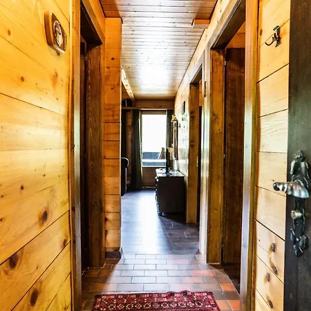 Chalet Jorie, Fiesch 公寓 *